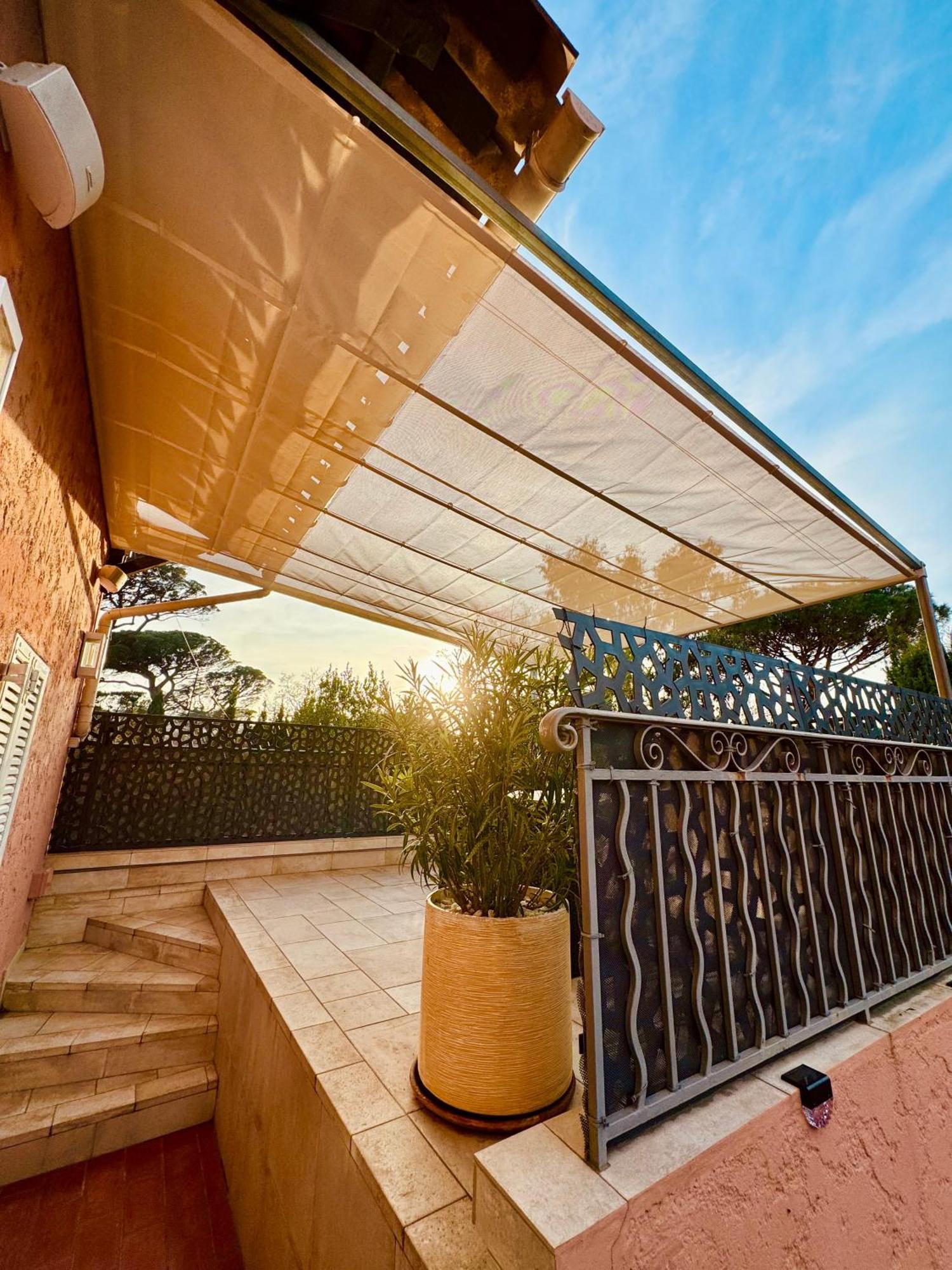 Studio Climatise, Terrasse, Parking Prive, 50M De La Plage Saint-Tropez Esterno foto