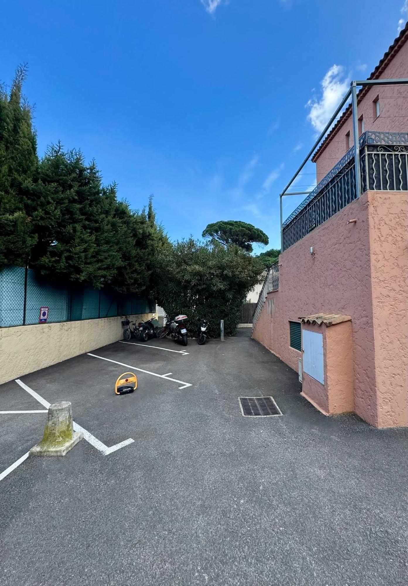 Studio Climatise, Terrasse, Parking Prive, 50M De La Plage Saint-Tropez Esterno foto