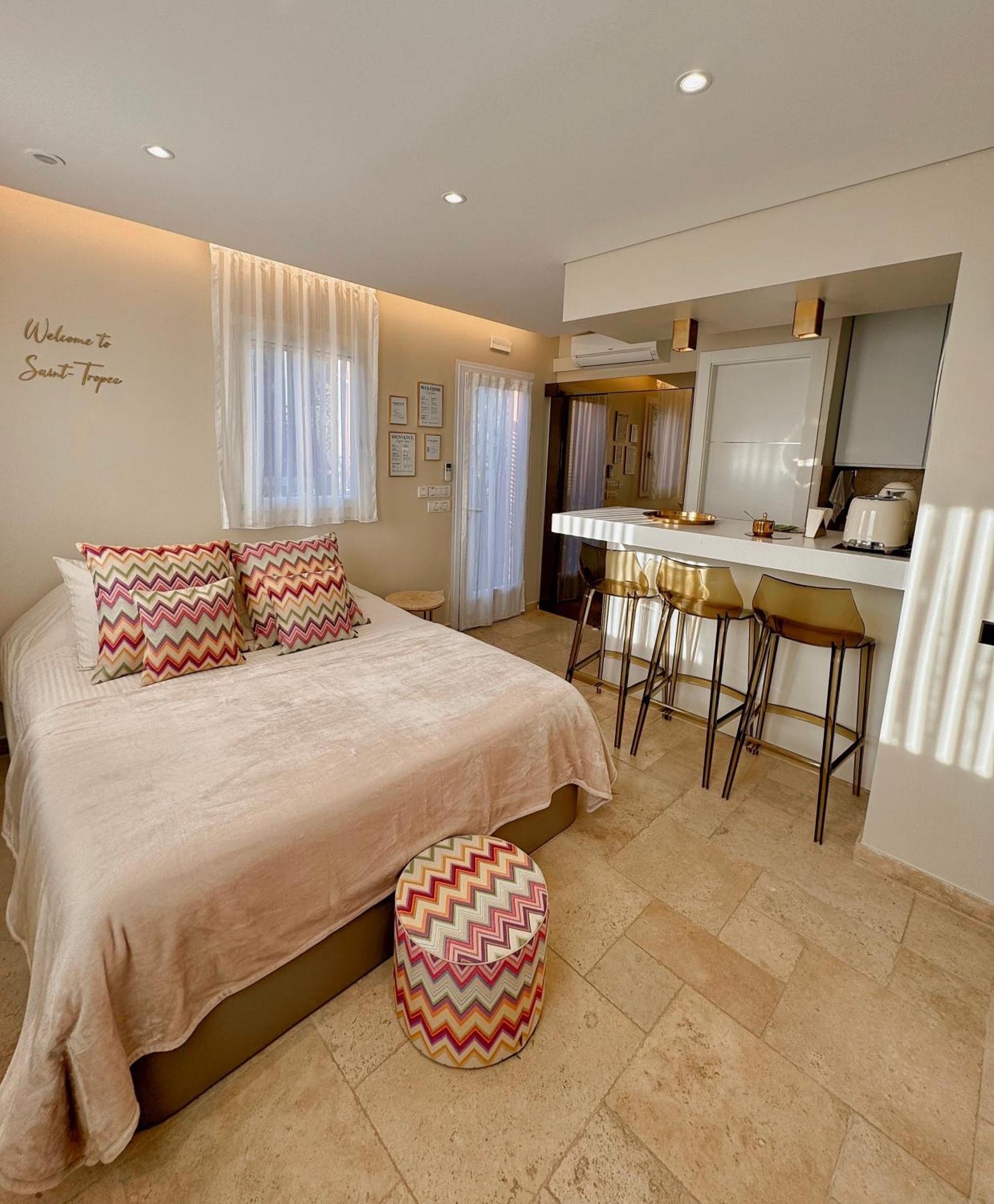 Studio Climatise, Terrasse, Parking Prive, 50M De La Plage Saint-Tropez Esterno foto
