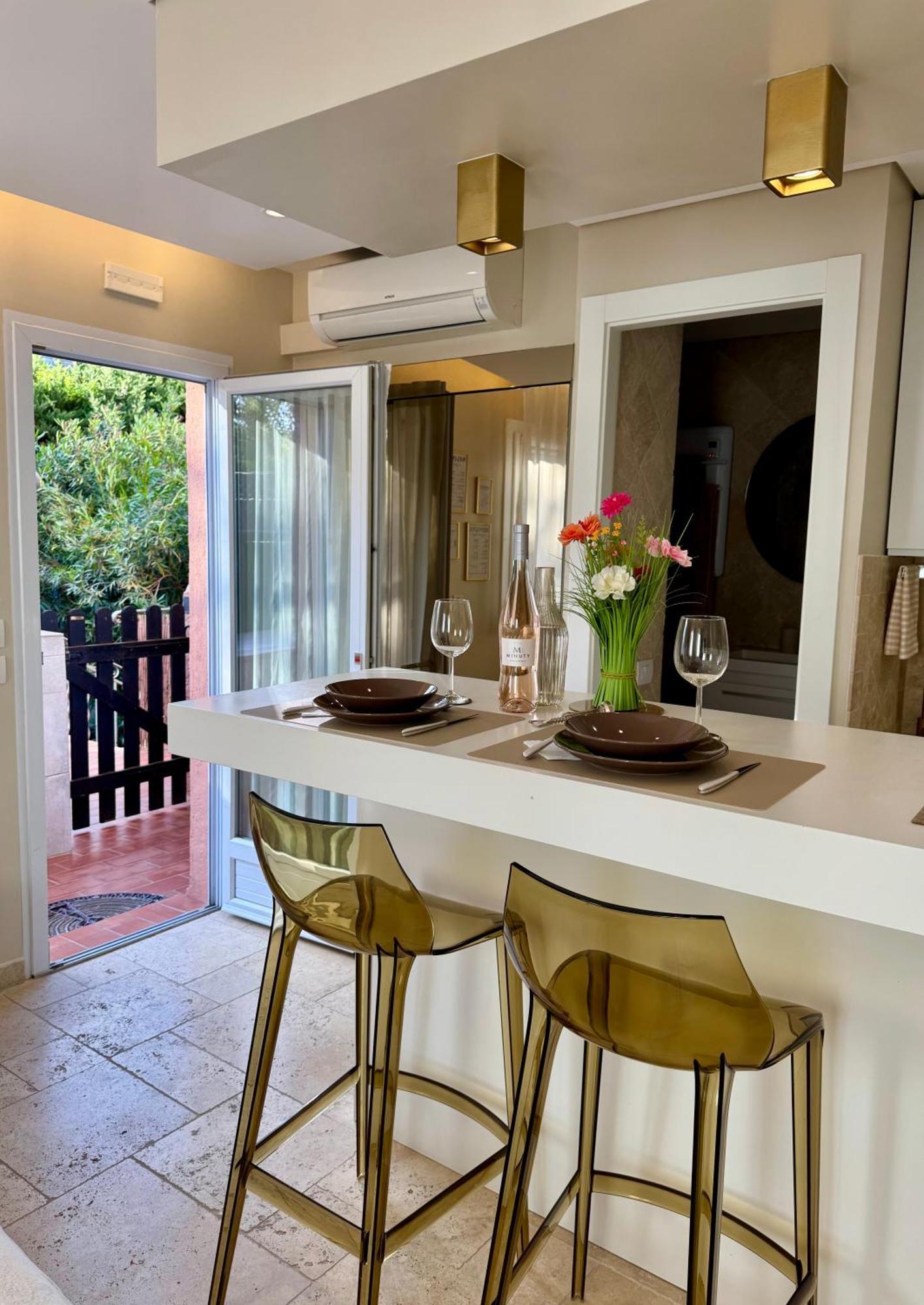 Studio Climatise, Terrasse, Parking Prive, 50M De La Plage Saint-Tropez Esterno foto
